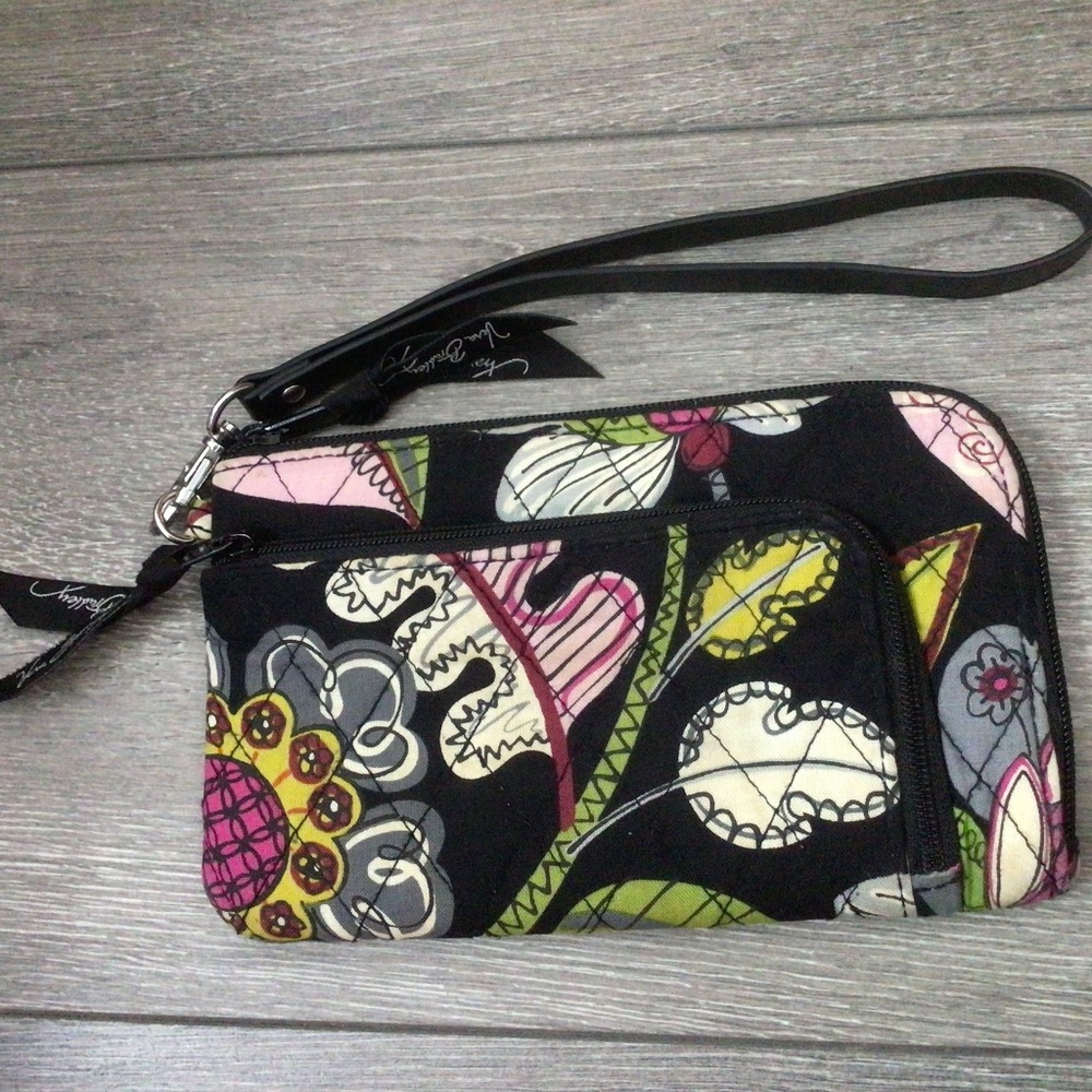 💐2/$25💐 Vera Bradley Zip Zip Wristlet Wallet Moon Blooms Print